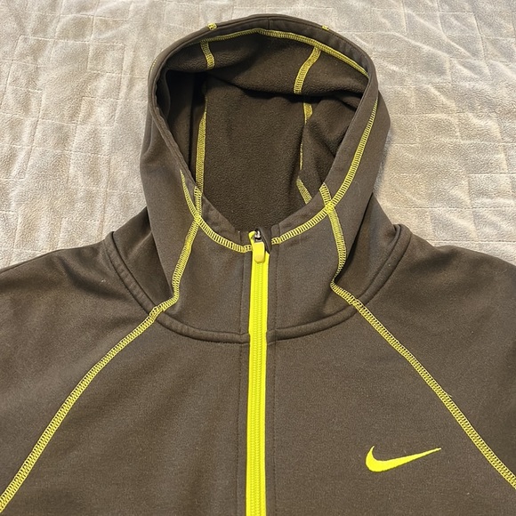 Nike Therma-Fit Hoodie, Hooded Sweatshirt, Jacket, Olive Green, Size M - Picture 4 of 9